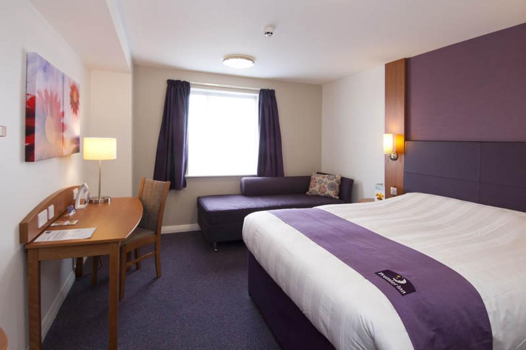 Premier Inn Edinburgh Central Quarto foto